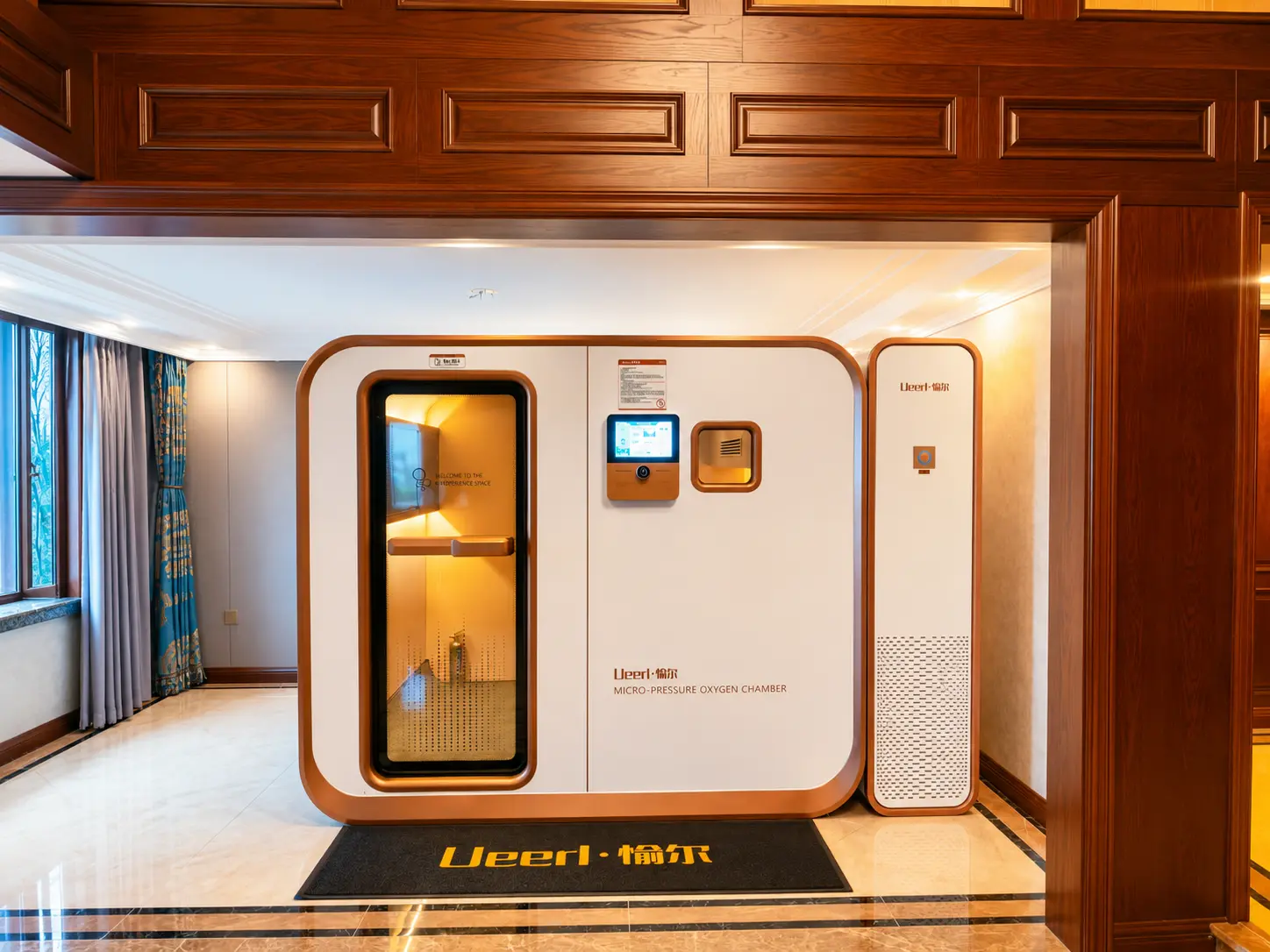 Ueerl hyperbaric oxygen chamber in a premium wellness environment representing wound recovery support
